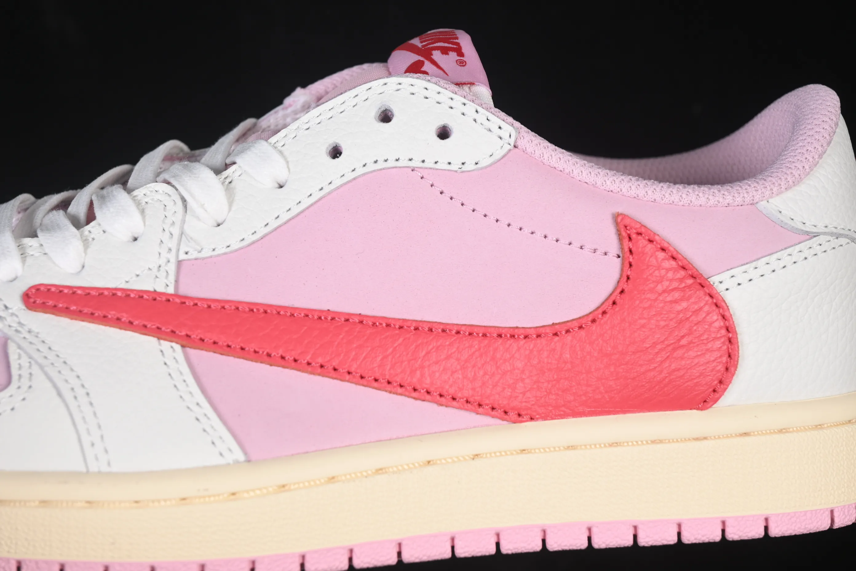 All categories Air Jordan Jordan series basketball shoes Air Jordan 1 Low ZG version Travis Scott x Air Jordan 1 Low OG AJ1 Joe 1 undercut low top full head layer IQ7604-101